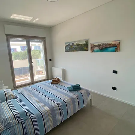 Apartamento Brezza Di Bari, Terrace & Free Parking, Family And Group By Leviora Collection