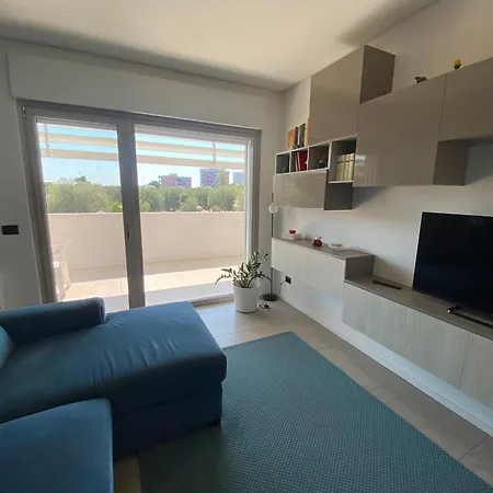 Brezza Di Bari, Terrace & Free Parking, Family And Group By Leviora Collection דירה