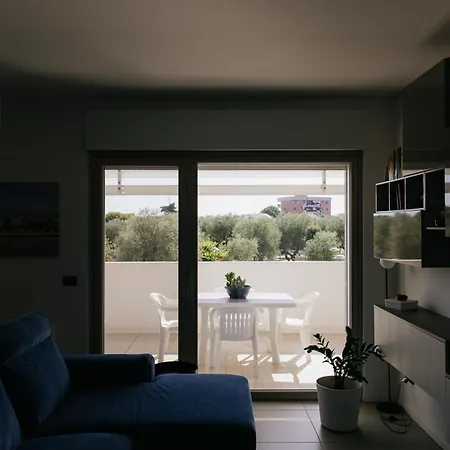 Brezza Di Bari, Terrace & Free Parking, Family And Group By Leviora Collection Apartamento *