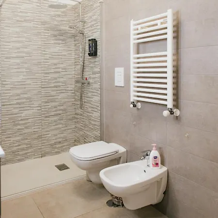 Brezza Di Bari, Terrace & Free Parking, Family And Group By Leviora Collection