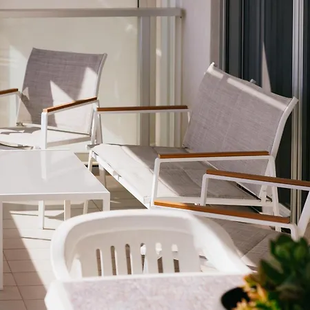 Brezza Di Bari, Terrace & Free Parking, Family And Group By Leviora Collection Bari