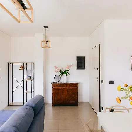 Apartamento Brezza Di Bari, Terrace & Free Parking, Family And Group By Leviora Collection