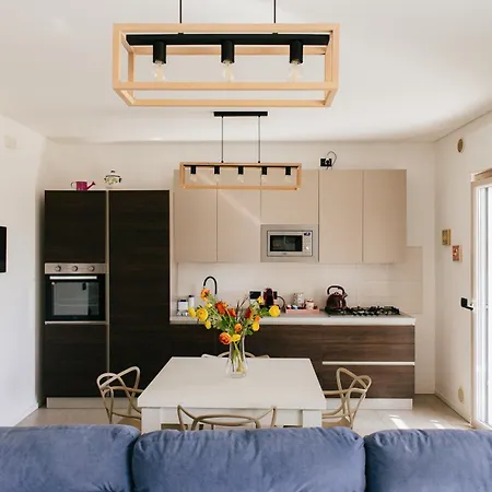 Brezza Di Bari, Terrace & Free Parking, Family And Group By Leviora Collection Apartamento *